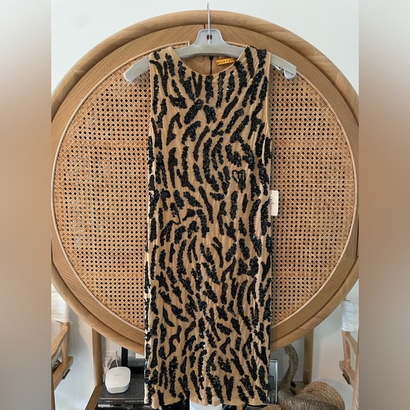 alice + olivia black sequined tiger print stretch dress - Picture 8 of 11